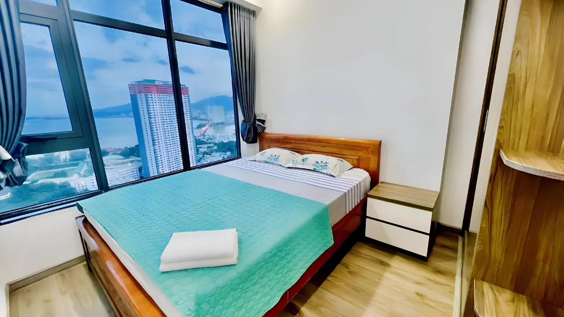 Chill Apartment Hon Chong Beach Nha Trang