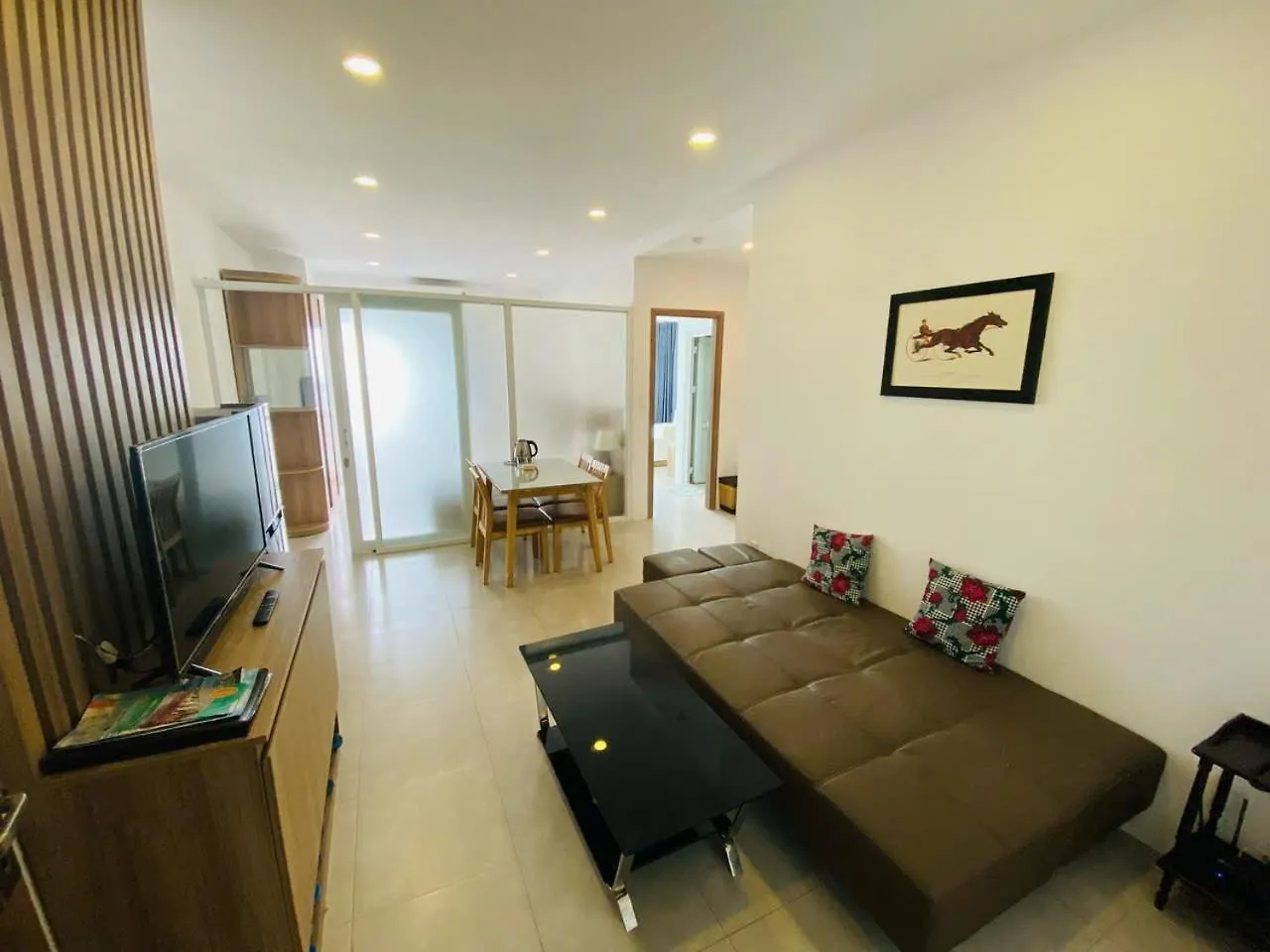 Chill Apartment Hon Chong Beach Nha Trang 0*,  Vietnam